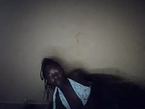 doll prettie online show from June 12, 2026, 3:26 am
