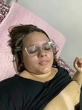 Snapshot of Laryssinha_69 chatting on July 16, 2026, 8:17 pm Laryssinha 69 online show from July 16, 2026, 8:17 pm