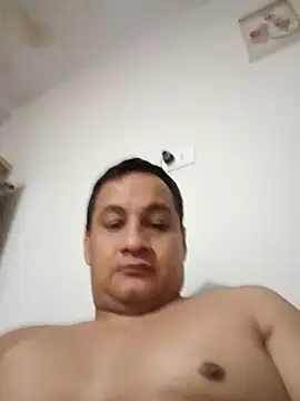 Snapshot of sergioyleo chatting on August 8, 2026, 4:08 am sergioyleo online show from August 8, 2026, 4:08 am