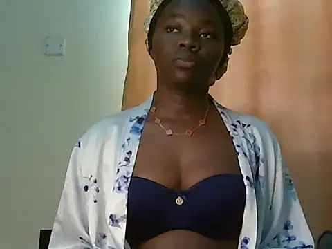 roziebeauty online show from June 22, 2026, 12:13 pm