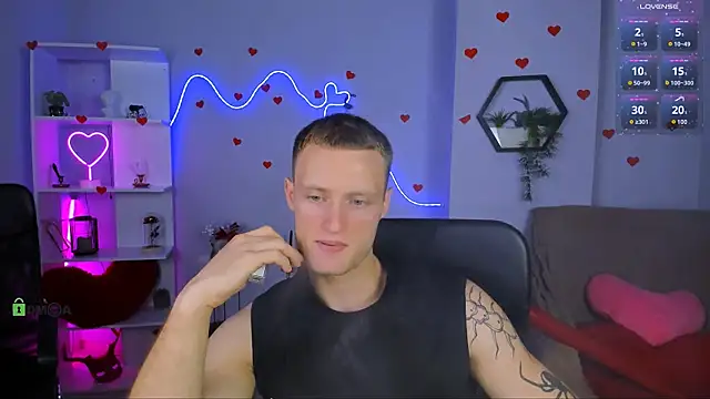 Snapshot of mike_crist chatting on June 22, 2026, 11:24 pm mike crist online show from June 22, 2026, 11:24 pm