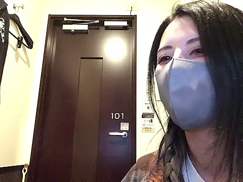 Snapshot of rina-rina0523 chatting on May 24, 2026, 1:22 pm rina-rina0523 online show from May 24, 2026, 1:22 pm