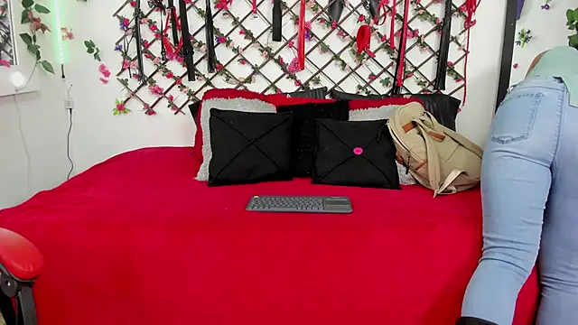 kimmy wold online show from May 28, 2026, 1:06 pm