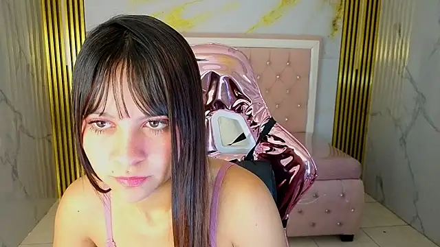 isabeau s online show from July 3, 2026, 1:06 pm
