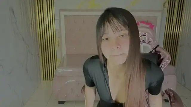 isabeau s online show from July 15, 2026, 1:18 pm