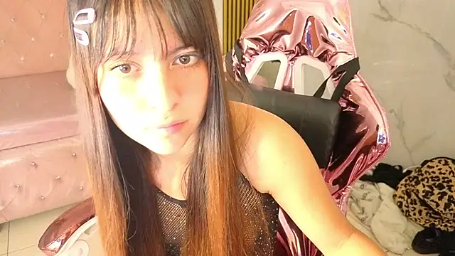 isabeau s online show from June 23, 2026, 1:31 pm