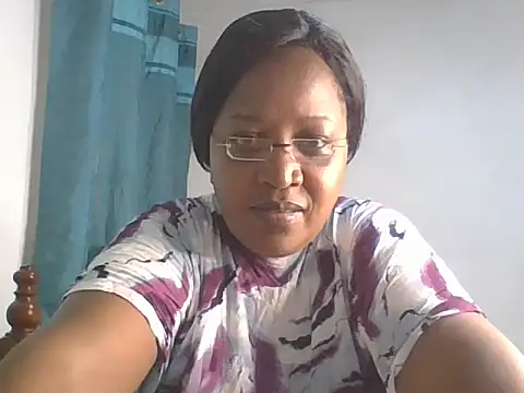 peacechloe online show from May 24, 2026, 6:13 am