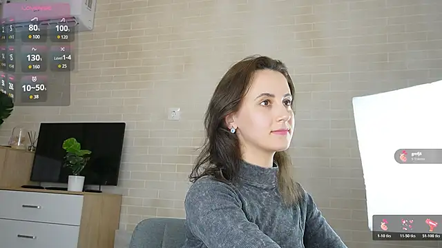Snapshot of SoLovelyAnna chatting on April 6, 2026, 10:22 pm SoLovelyAnna online show from April 6, 2026, 10:22 pm