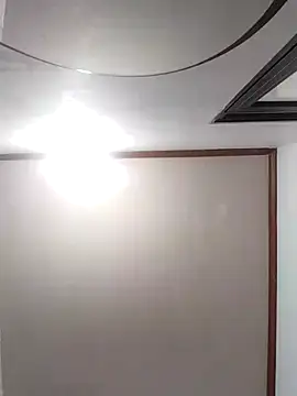 YoenLyy online show from July 25, 2026, 3:58 am