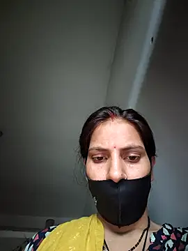 Snapshot of Neha-ji chatting on July 7, 2026, 9:02 am Neha-ji online show from July 7, 2026, 9:02 am