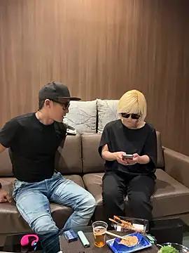 Snapshot of Sizuka_and_Nobita chatting on July 17, 2026, 12:57 pm Sizuka and Nobita online show from July 17, 2026, 12:57 pm