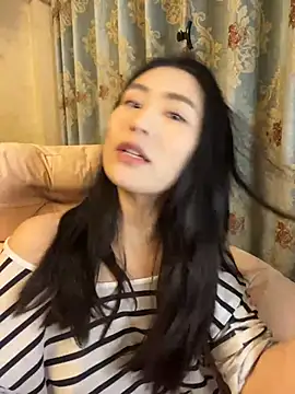 Snapshot of zhenzhen-888 chatting on July 7, 2026, 3:26 pm zhenzhen-888 online show from July 7, 2026, 3:26 pm