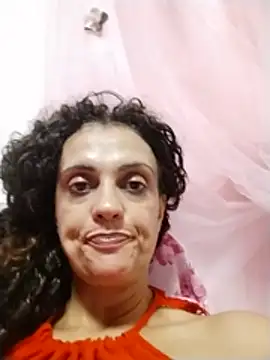 angelaxxx83 online show from August 3, 2026, 2:56 pm
