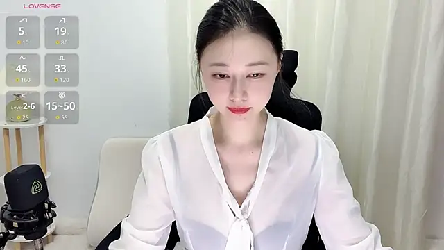 Snapshot of Punsellze chatting on July 15, 2026, 1:56 am Punsellze online show from July 15, 2026, 1:56 am