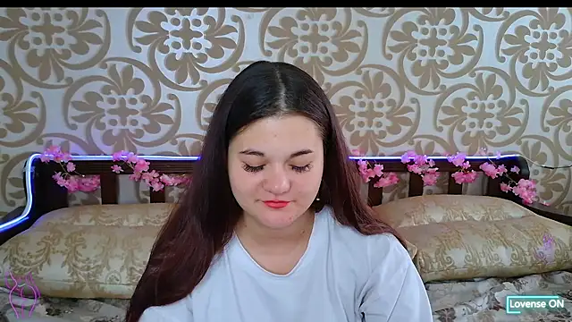 ElisesMuse online show from July 9, 2026, 12:04 pm
