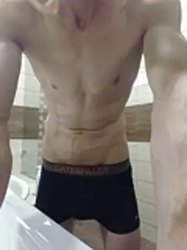 Snapshot of Nakedfanboy chatting on July 3, 2026, 3:51 pm Nakedfanboy online show from July 3, 2026, 3:51 pm