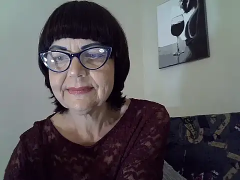 Snapshot of Marys3773 chatting on July 17, 2026, 11:18 am Marys3773 online show from July 17, 2026, 11:18 am