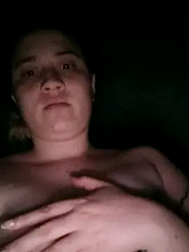 Hanna Falcone online show from July 29, 2026, 4:44 am