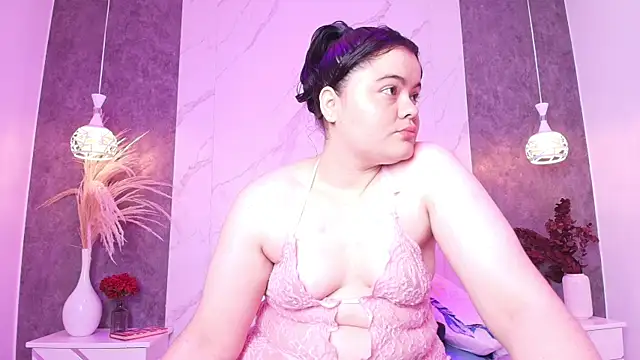 Snapshot of Vicky-Mooree chatting on July 15, 2026, 4:19 am Vicky-Mooree online show from July 15, 2026, 4:19 am