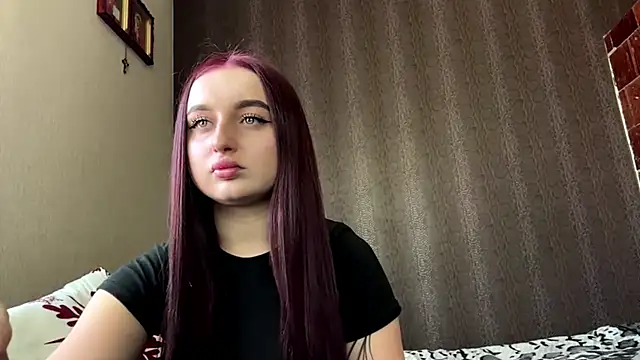 Snapshot of LyndsayTetlow chatting on May 26, 2026, 8:12 am LyndsayTetlow online show from May 26, 2026, 8:12 am