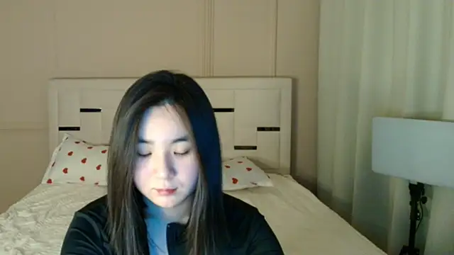 Snapshot of felice_kim chatting on May 27, 2026, 2:24 pm felice kim online show from May 27, 2026, 2:24 pm