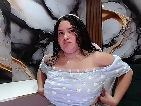  Anitacute online show from May 26, 2026, 5:22 pm