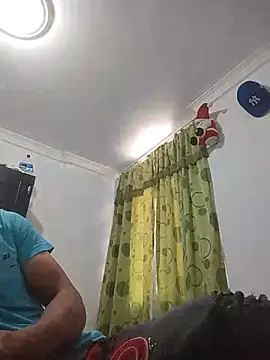 Snapshot of Ronnald_Garcia chatting on May 29, 2026, 5:19 pm Ronnald Garcia online show from May 29, 2026, 5:19 pm