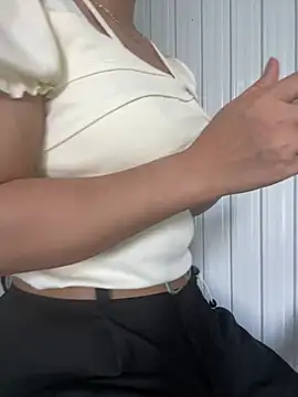 Ure sexy online show from May 30, 2026, 9:59 am
