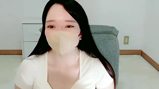 Snapshot of Hikari__o00 chatting on June 2, 2026, 2:33 am Hikari o00 online show from June 2, 2026, 2:33 am