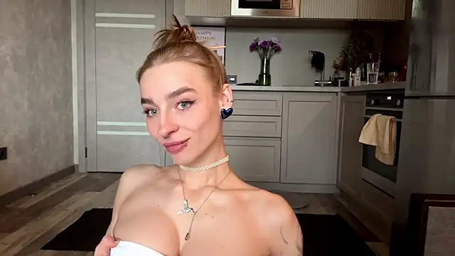 Snapshot of amilia-sexygirl chatting on May 29, 2026, 3:34 am amilia-sexygirl online show from May 29, 2026, 3:34 am