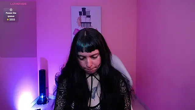  sofia smth xx online show from May 27, 2026, 2:35 pm