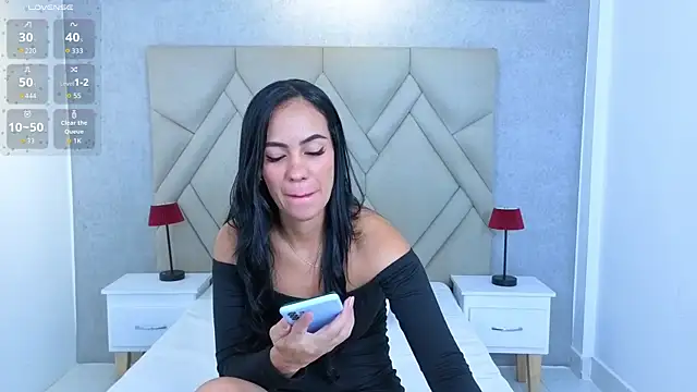 Oriana Sarmiento online show from June 30, 2026, 7:25 pm