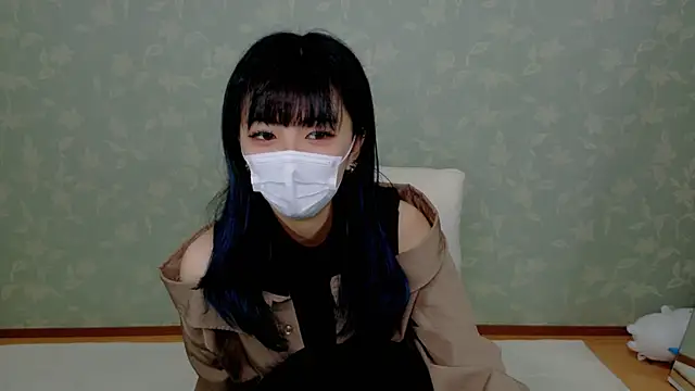 Snapshot of Hazuki_love__ chatting on June 12, 2026, 12:14 pm Hazuki love online show from June 12, 2026, 12:14 pm