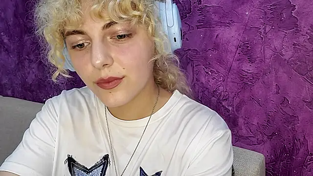 dewdop online show from June 4, 2026, 5:17 pm