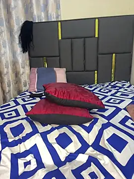 Snapshot of Mysterious_coco chatting on July 28, 2026, 3:19 pm Mysterious coco online show from July 28, 2026, 3:19 pm