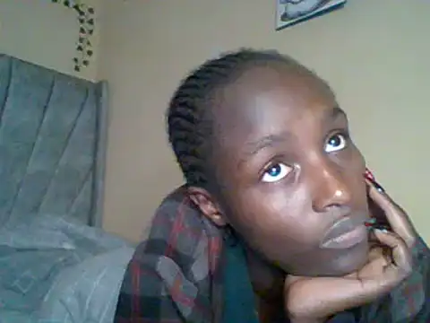 Snapshot of slimbabydolly chatting on August 6, 2026, 1:33 am slimbabydolly online show from August 6, 2026, 1:33 am
