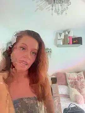 Snapshot of PoisonIvy_x chatting on June 11, 2026, 2:36 pm PoisonIvy x online show from June 11, 2026, 2:36 pm