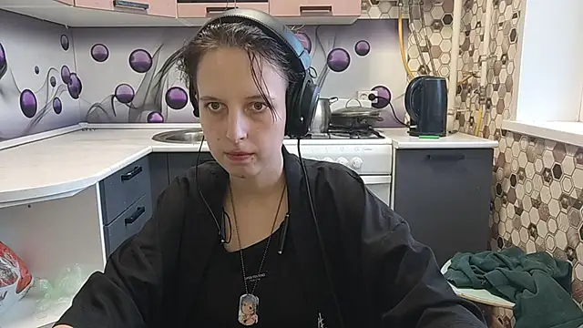 Saranade online show from June 28, 2026, 4:57 pm