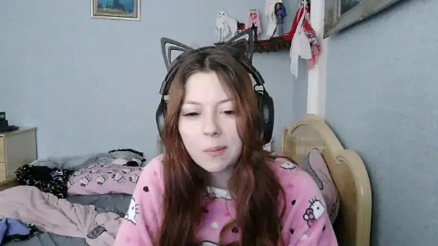 AlessiaViolet online show from July 1, 2026, 9:31 am
