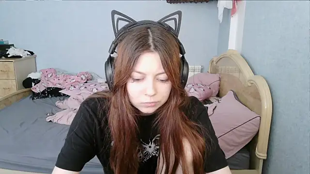 AlessiaViolet online show from June 10, 2026, 10:16 am