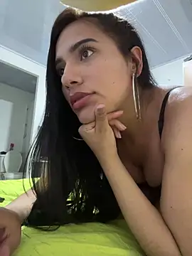 Snapshot of Caro_Mildrey chatting on June 30, 2026, 2:22 am Caro Mildrey online show from June 30, 2026, 2:22 am