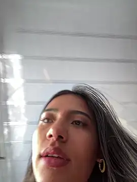 Snapshot of Caro_Mildrey chatting on August 2, 2026, 11:52 am Caro Mildrey online show from August 2, 2026, 11:52 am
