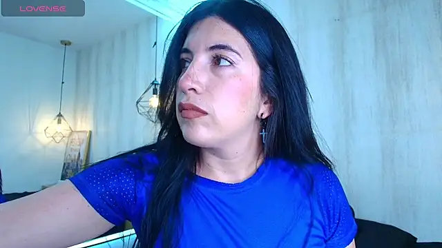 Abbie stoone online show from June 5, 2026, 3:22 am
