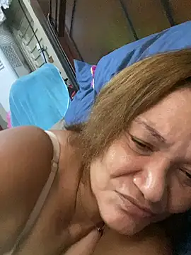 rosanna78322 online show from July 14, 2026, 8:26 pm