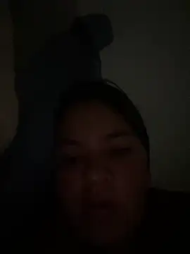 Sombraagustina online show from May 29, 2026, 3:23 am