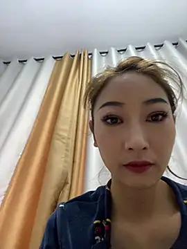 Snapshot of Aloe-20 chatting on July 7, 2026, 12:35 am Aloe-20 online show from July 7, 2026, 12:35 am