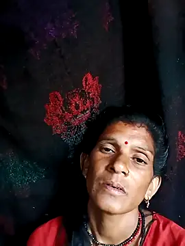 Snapshot of Cut_umang74 chatting on July 3, 2026, 5:47 am Cut umang74 online show from July 3, 2026, 5:47 am