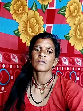 Snapshot of Cut_umang74 chatting on June 7, 2026, 3:28 pm Cut umang74 online show from June 7, 2026, 3:28 pm