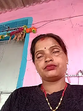 Snapshot of Divya_hot88 chatting on July 13, 2026, 2:00 am Divya hot88 online show from July 13, 2026, 2:00 am