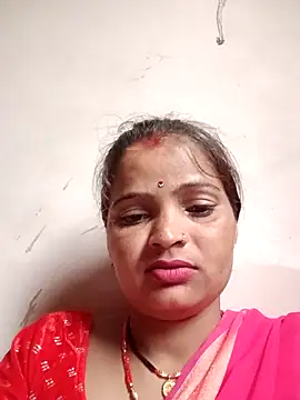 Snapshot of Divya_hot88 chatting on July 9, 2026, 1:06 am Divya hot88 online show from July 9, 2026, 1:06 am